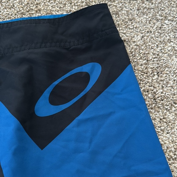 Oakley Men’s swim suit 33 - Picture 3 of 5